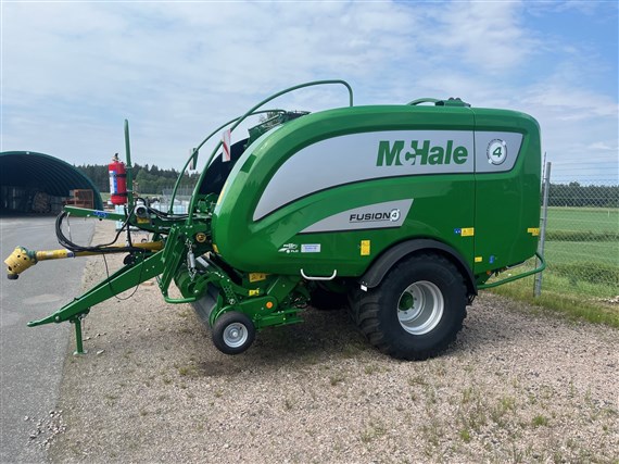 McHale Fusion 4