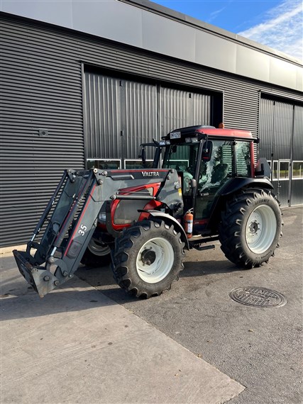 Valtra A75