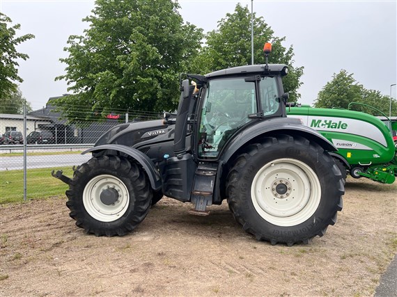 Valtra T214 Direct