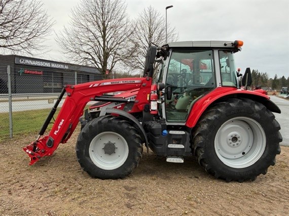 Massey Ferguson 5S 145 Exclusive