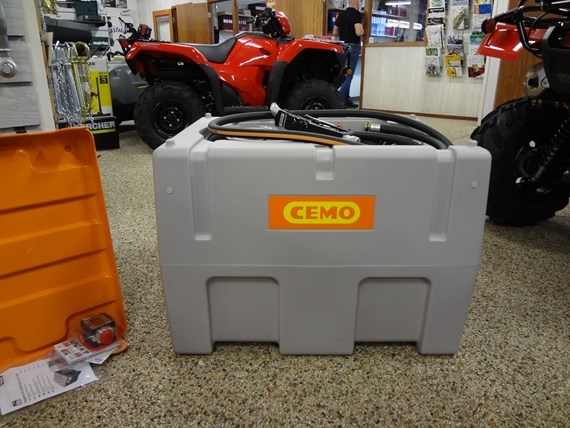 Ny Cemo Dieseltank hos Gunnarssons Maskini Reftele200 liter<br />Plast<br />12 v elpump<br /> 